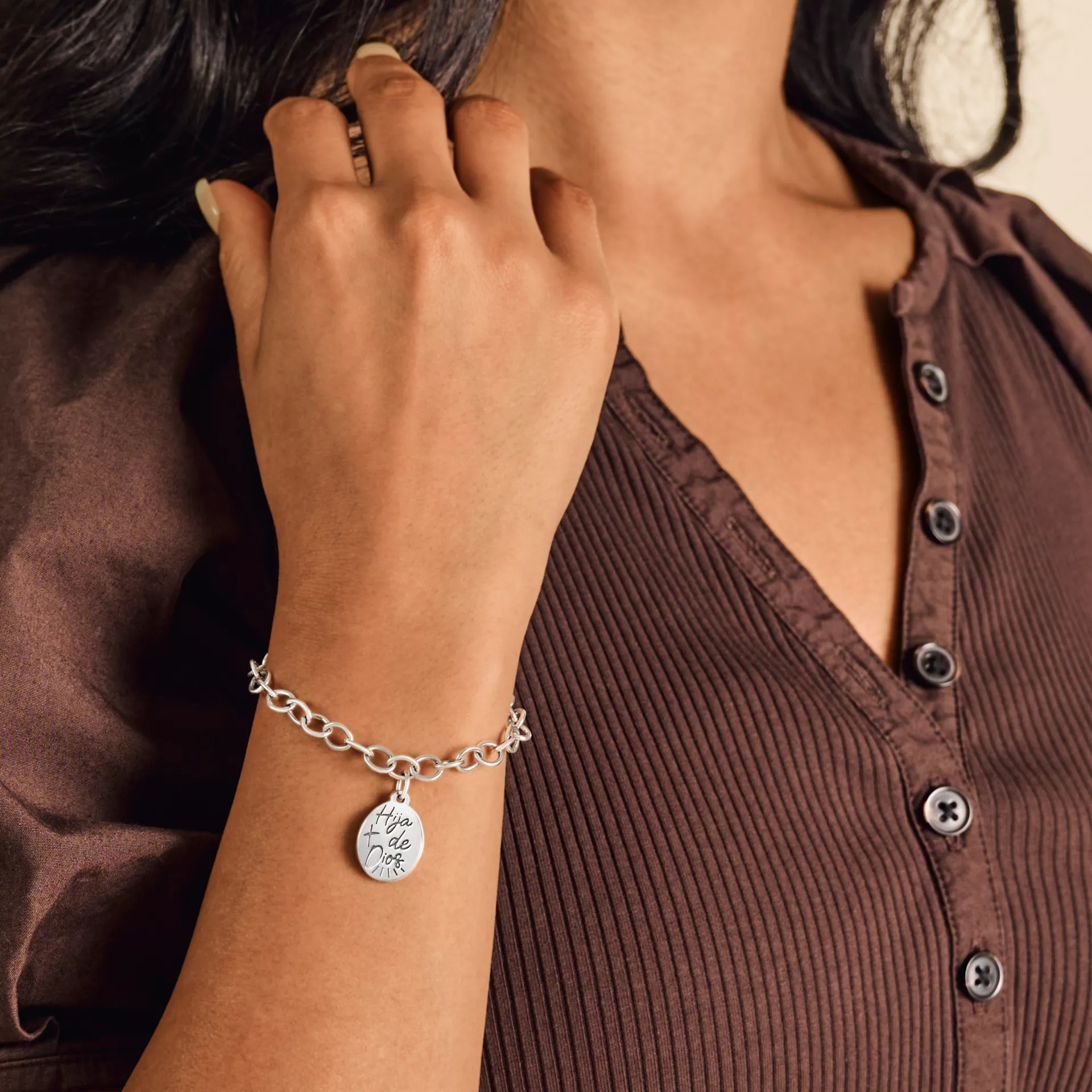 Hija de Dios Charm - Image 3