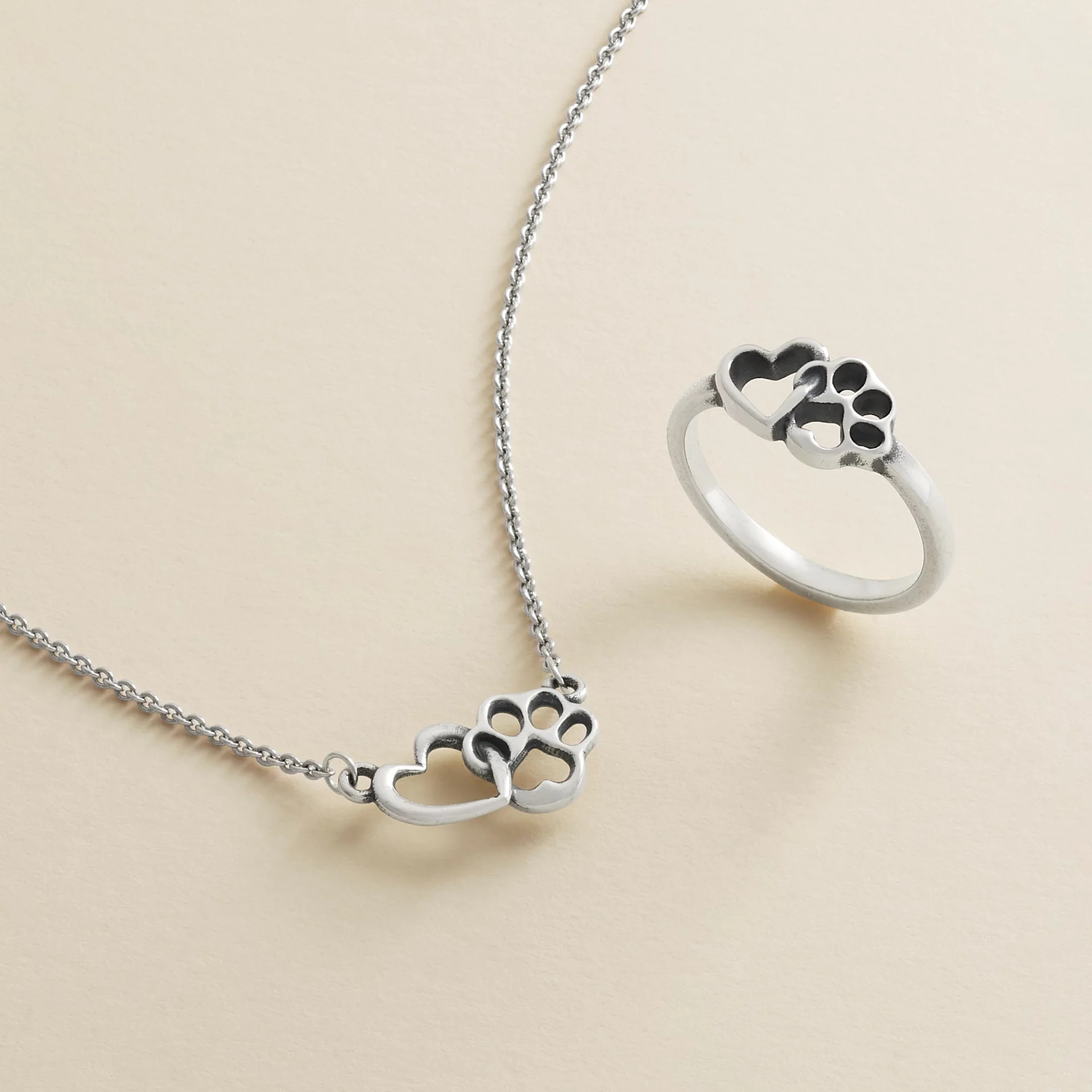 Furry Friends Heart Ring - Image 3