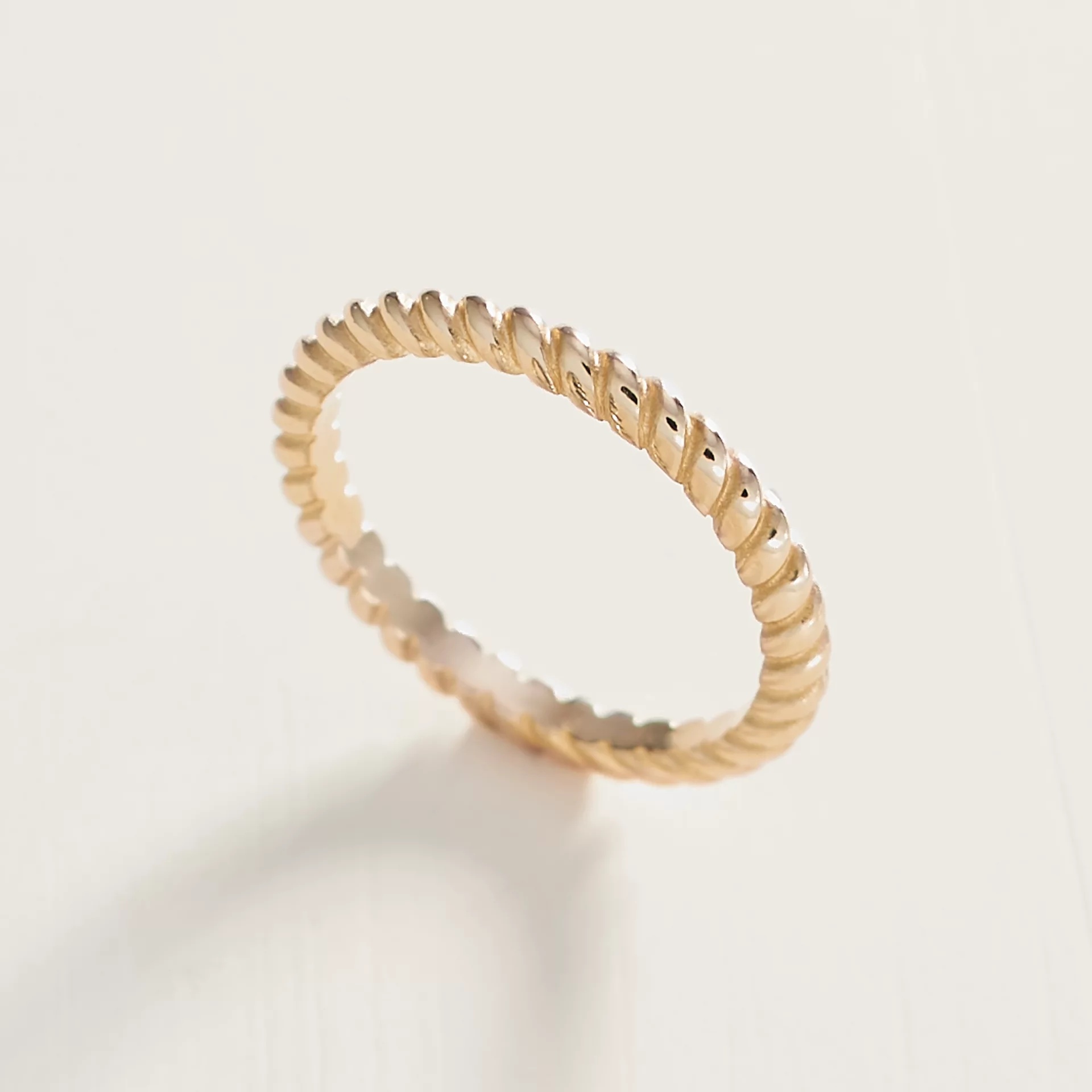 Small Twisted Wire Ring - Image 2