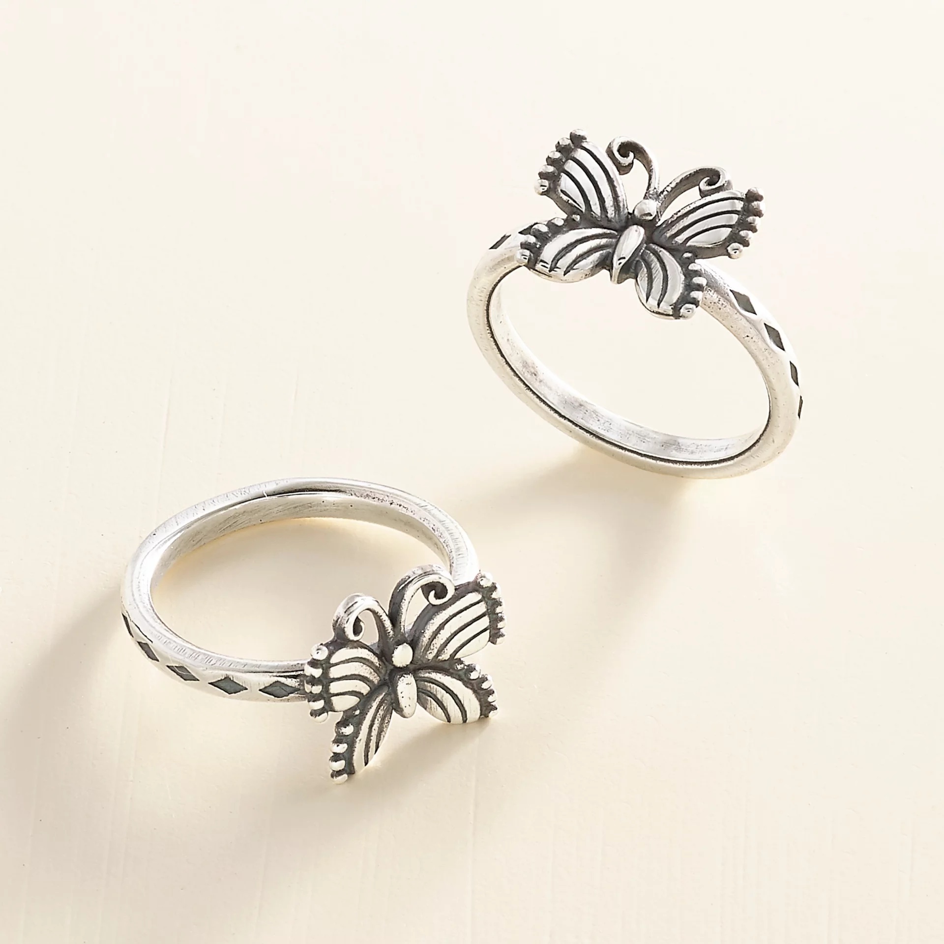 Festival Butterfly Ring - Image 3