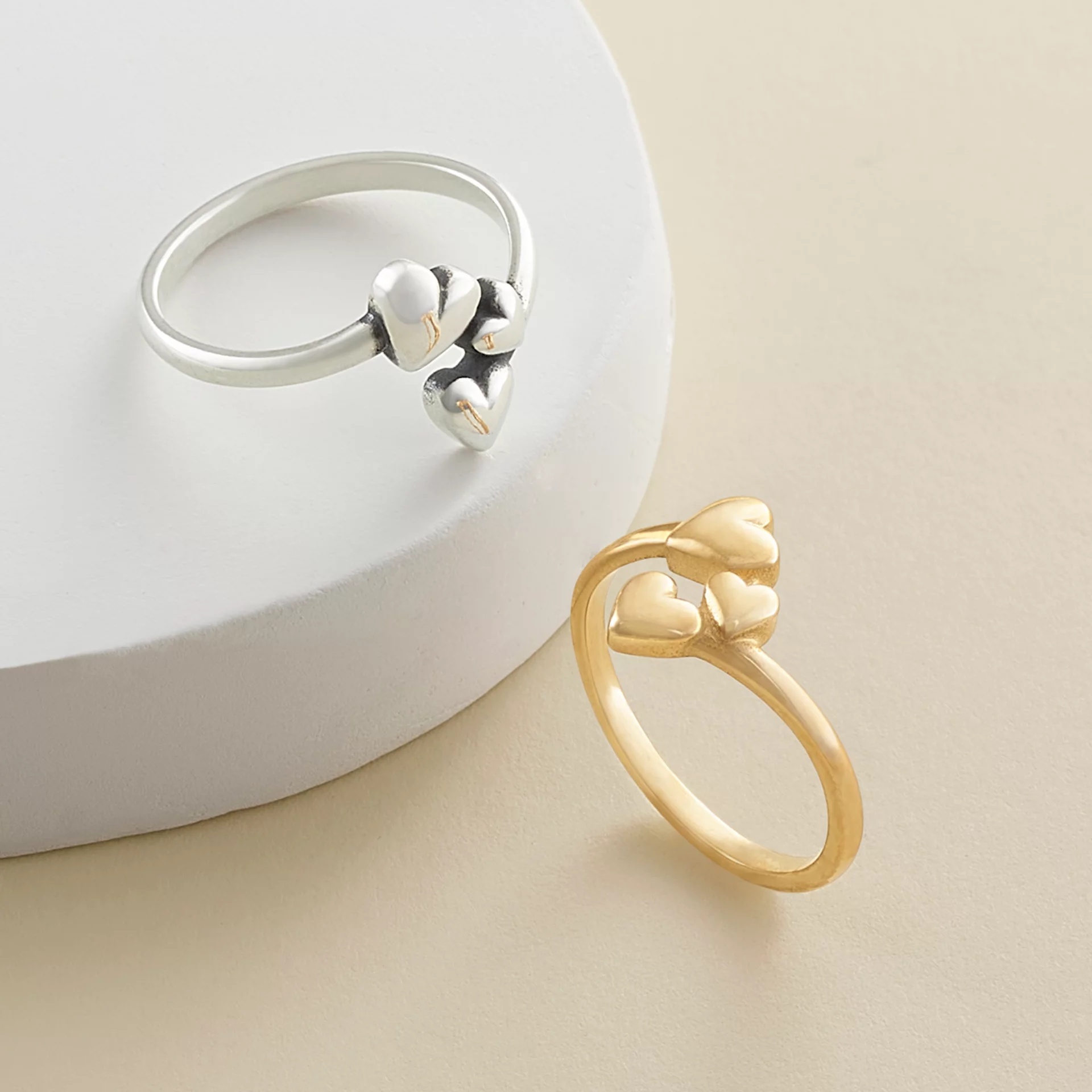 Gathered Hearts Ring - Image 3