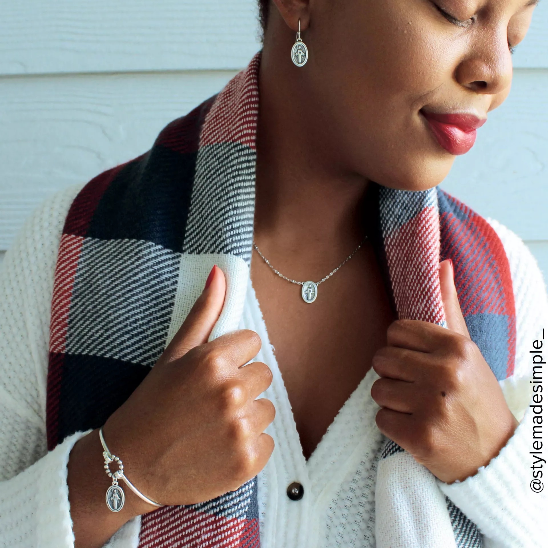 Virgin Mary Dangle EarShop All Rings - Image 4